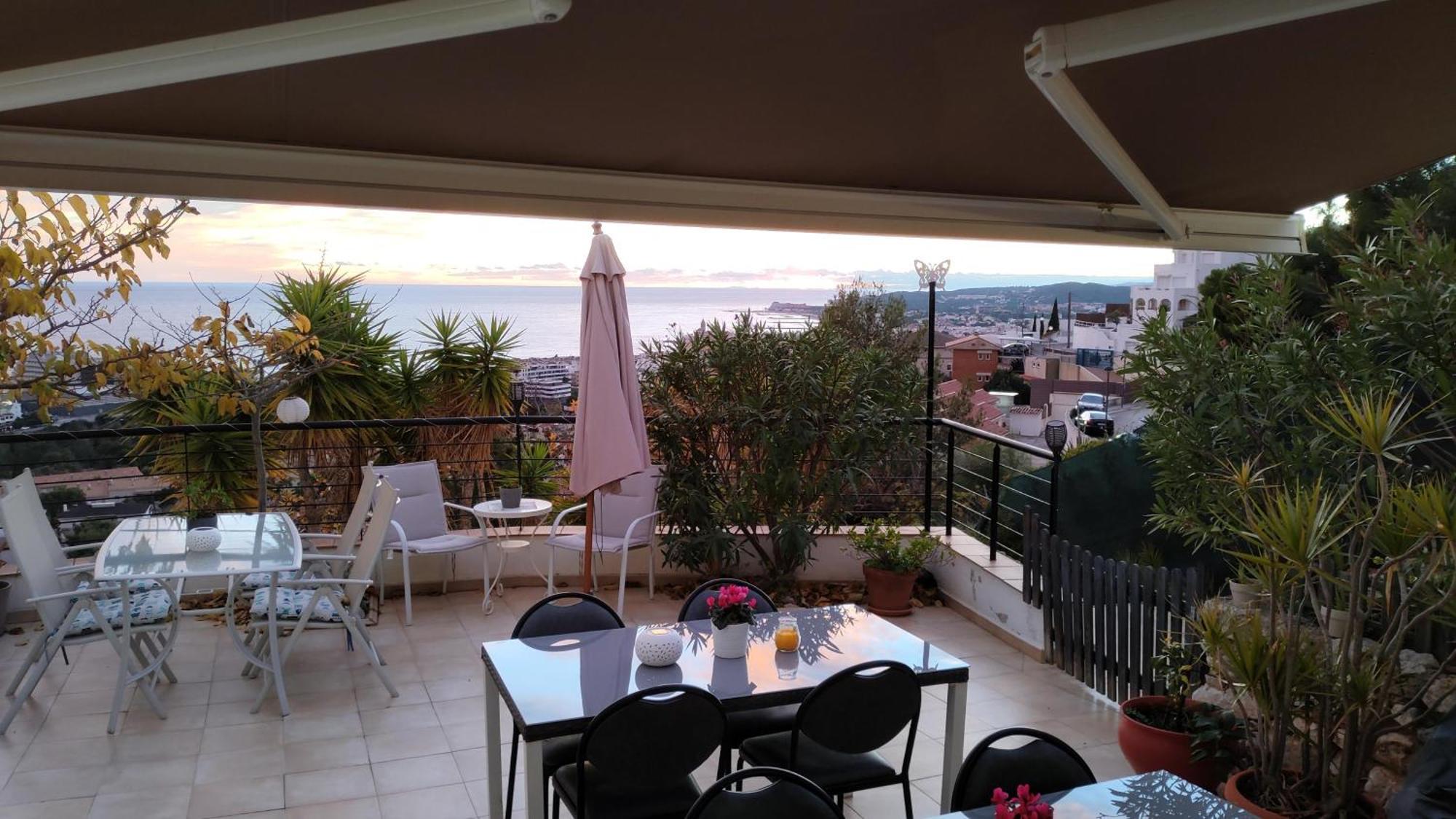 The Villa Sunlight Sitges Bagian luar foto