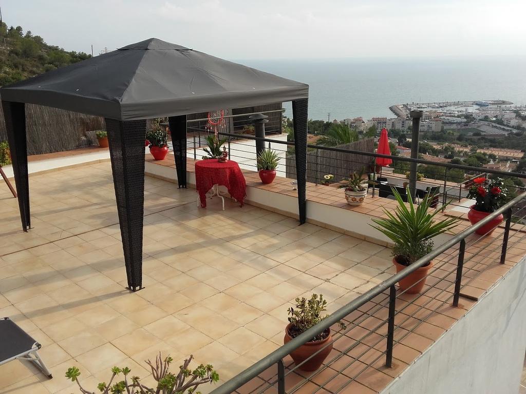 The Villa Sunlight Sitges Bagian luar foto